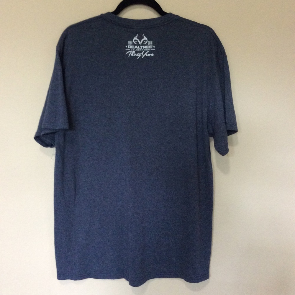 Realtree Outfitters T-Shirt 30 Year Anniversary L - Picture 5 of 6